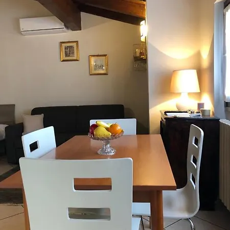 Confort La Volta Apartment